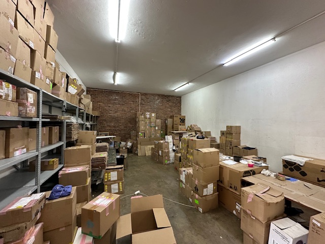 To Let commercial Property for Rent in Maitland Western Cape